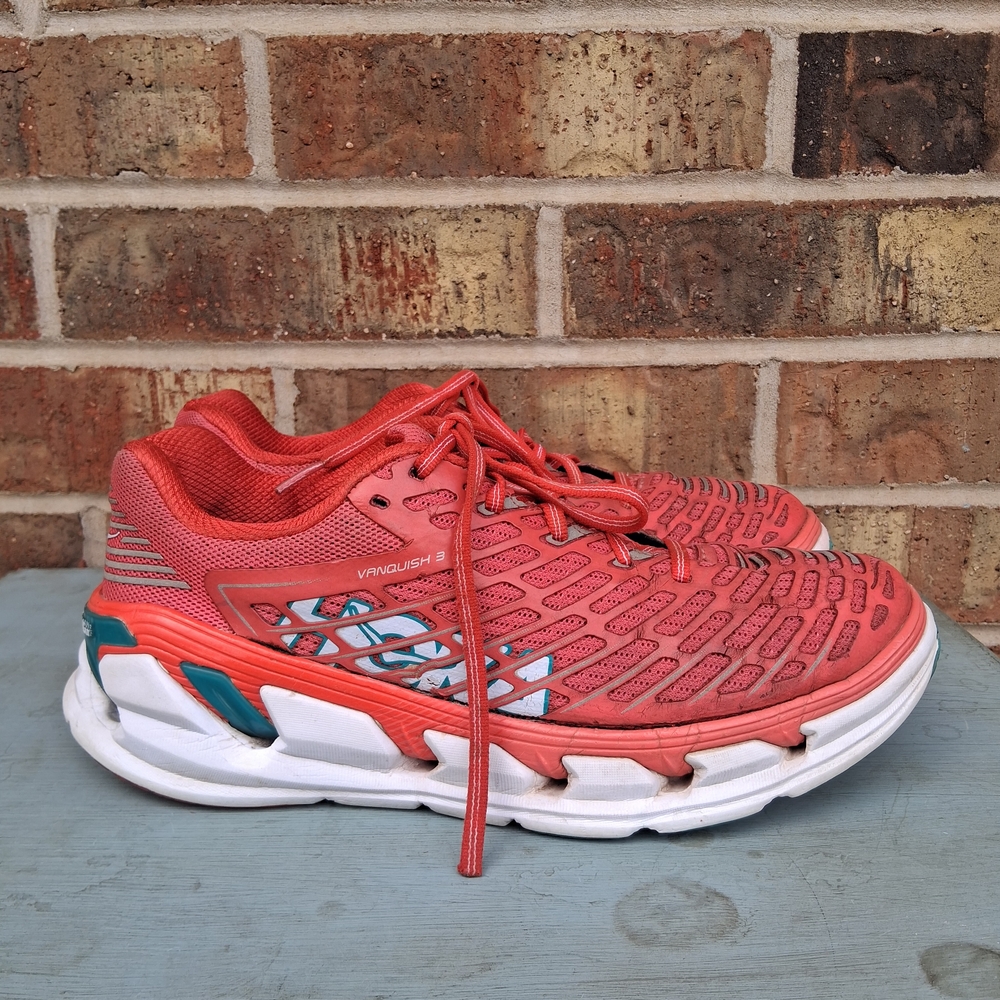 HOKA ONE ONE Vanquish 3 Running Shoes Women’s 8 Dewberry Grenadine Max Cushion - Picture 3 of 16